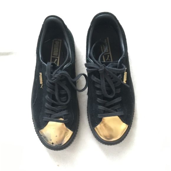 puma gold toe sneakers